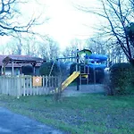 דירה Mobil Climatise, 2 Ch, 5 Pers, Wifi 30 Mn Du Grand Parc D'attraction Puy Dufou