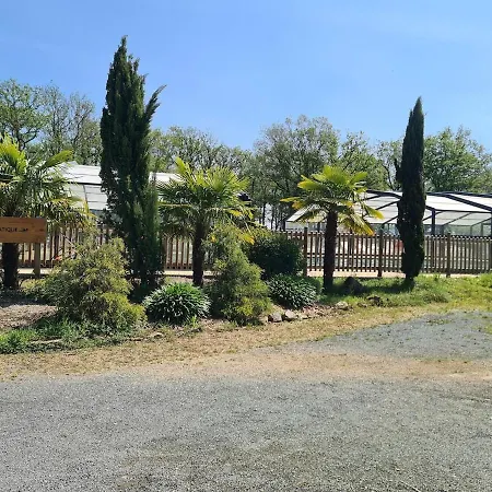 Mobil Climatise, 2 Ch, 5 Pers, Wifi 30 Mn Du Grand Parc D'attraction Puy Dufou