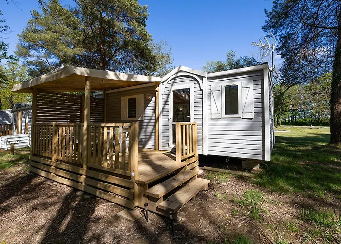 Mobil Climatisé, 2 Ch, 5 Pers, Wifi 30 Mn Du Grand Parc D'attraction Puy Dufou * La Boissiere-de-Montaigu