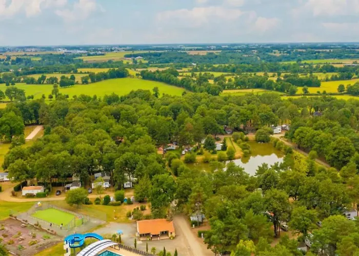 Appartement Mobil Climatisé, 2 Ch, 5 Pers, Wifi 30 Mn Du Grand Parc D'attraction Puy Dufou La Boissiere-de-Montaigu