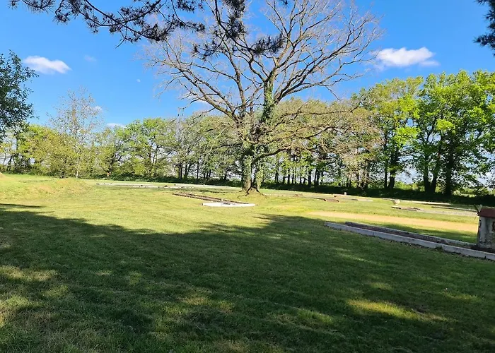 Mobil Climatisé, 2 Ch, 5 Pers, Wifi 30 Mn Du Grand Parc D'attraction Puy Dufou * La Boissiere-de-Montaigu